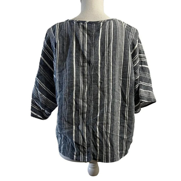 Time and Tru Striped Blouse Front Knotted Hem Small Linen Blend Blue White Top - Picture 3 of 7